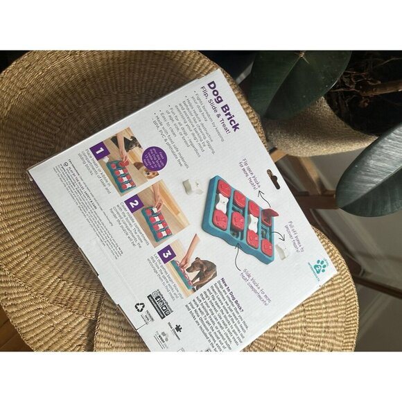 Outward Hound Dog Brick - Picture 4 of 6